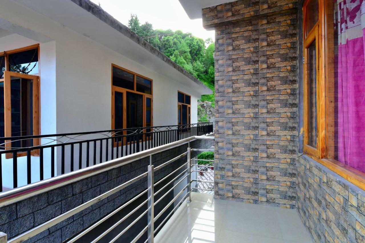 Oyo 38661 Hotel Apna Ghar Manāli Zewnętrze zdjęcie